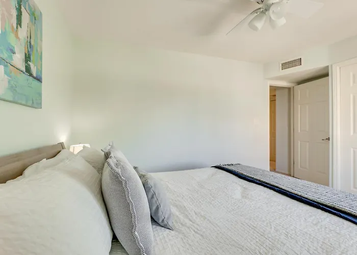 2 Mi To Old Town & Fashion Sq: Townhome W/ Pools Holiday home *