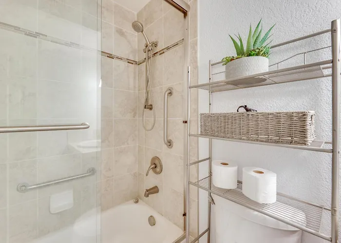 2 Mi To Old Town & Fashion Sq: Townhome W/ Pools Scottsdale