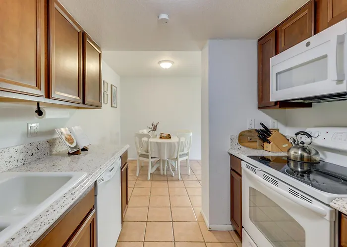 2 Mi To Old Town & Fashion Sq: Townhome W/ Pools Scottsdale
